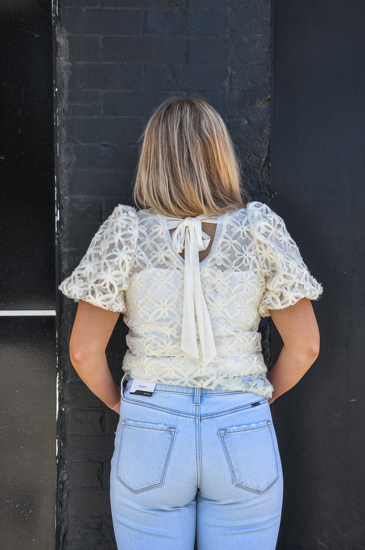 Floral Lace Puff Sleeve Blouse