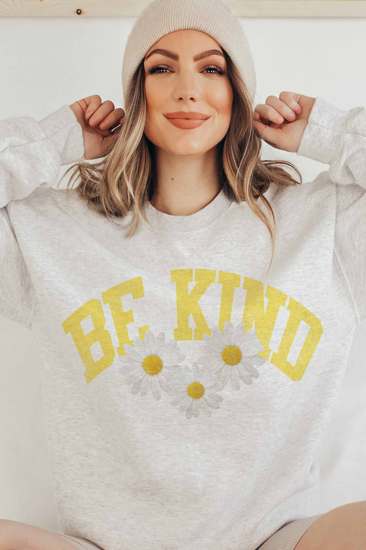 Be Kind Daisy Curvy Sweatshirt | JQ Clothing Co.