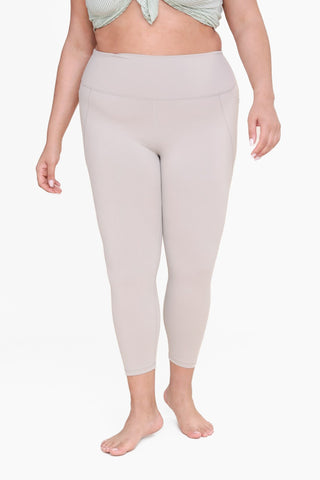 Curvy Essential High-Waist Capri Leggings | JQ Clothing Co.