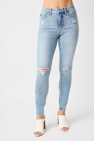 Judy Blue Aurora MR Destroy Skinny Jean