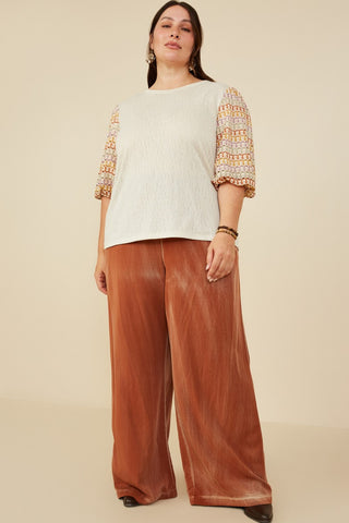 Curvy Contrast Knit Sleeve Textured Top