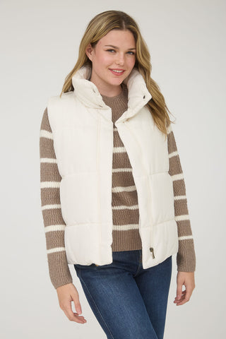 Solid Zip Up Puffer Vest, view 2