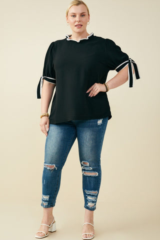 Curvy Contrast Piped Tie Sleeve Detail Top