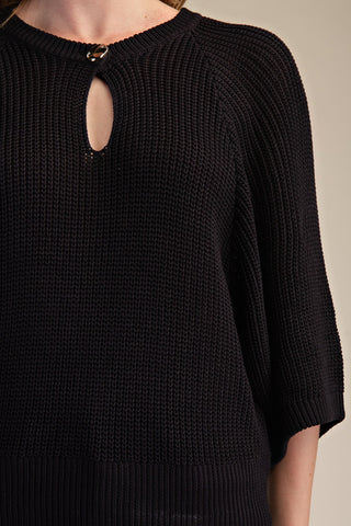 Round Neck Cropped Sleeve Sweater