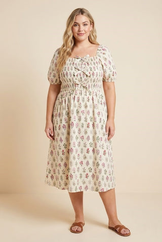 Curvy Bow Detailed Smocked Dress