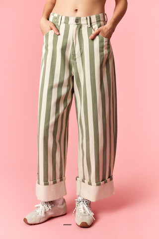 Stripe Rolled Up Barrel Printed Jeans
