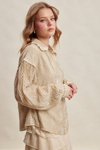 Embroidered Eyelet Lace Collar Blouse