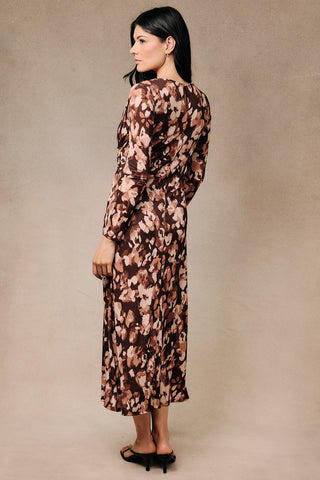 Abstract Gathered Side Knot Midi Dress