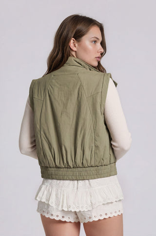 Curvy Trailside Puffer Vest