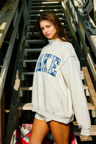 'Lake & Mountain' Mock-Neck Sweatshirt