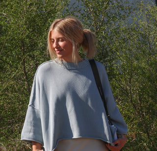 Solid Knit Round Neck L/s Sweater
