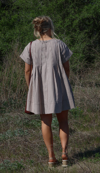 short swing dress Banned Black & Rainbow Carmen Cotton - Large flare silhouette and a comfortable crew neck Stripe Swing Short Dress