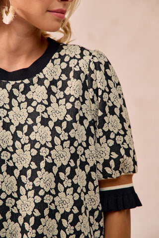 Rose Knit Top Contrast Banded Sleeve
