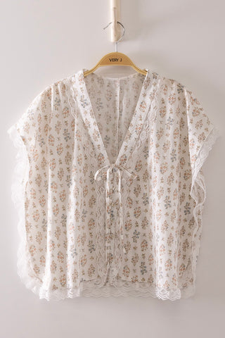 Romantic Floral Lace Tie Blouse