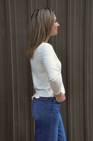 Basic Crew Neck Pinstriped Sweater