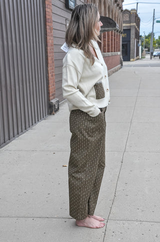 Natural Patch Pocket Cropped Knit Cardigan