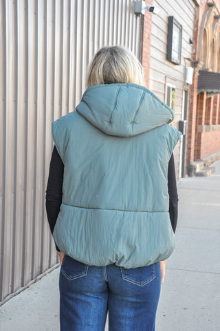 Bubble Hem Hooded Puffer Vest