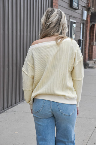 Butter yellow waffle knit top is the kind of everyday essential your wardrobe has been waiting for.