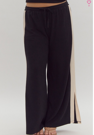 Curvy Ribbed HW Wide Leg Pant | JQ Clothing Co.