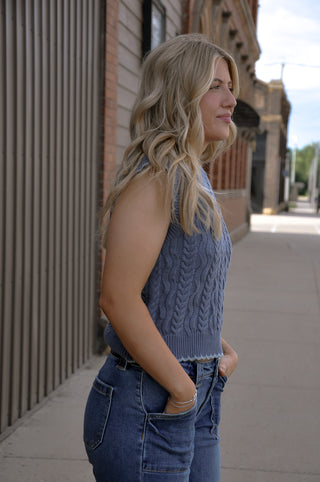 Chunky Cable Knit Sweater Vest
