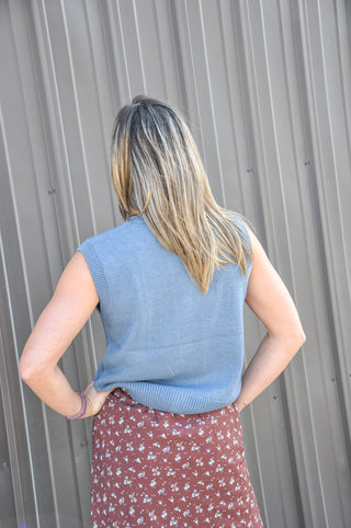 Classic Cable Knit Button Up Sweater Vest