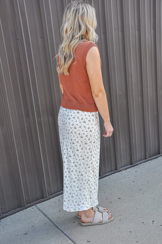 Classic Cable Knit Button Up Sweater Vest