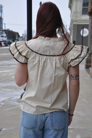 Contrast Piping Ruffle Sleeve Top