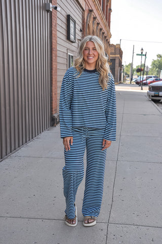 Cozy & Striped Nautical Navy Lounge Set