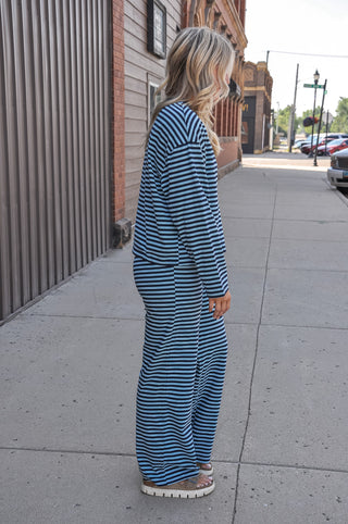 Cozy & Striped Nautical Navy Lounge Set