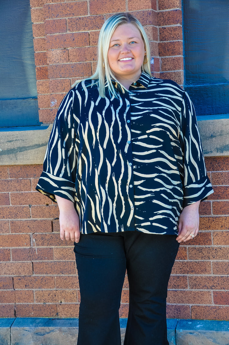 Curvy Abstract Printed Blouse
