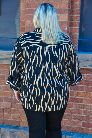 Curvy Abstract Printed Blouse