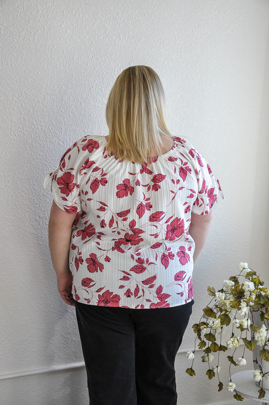 Curvy Berry Floral Textured Top