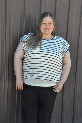 Curvy Contrast Piped Textured Stripe Tank