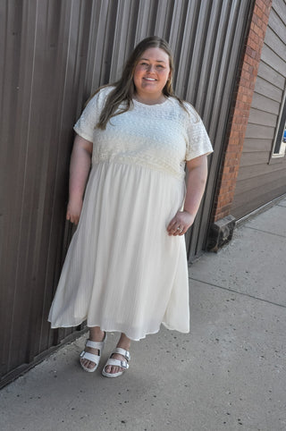 Curvy Crochet Mix Media Midi Dress – JQ Clothing Co