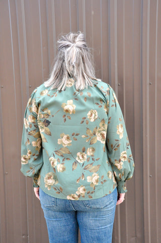 Curvy Floral Printed Smocked Blouse