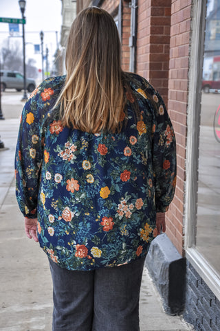 Curvy Mixed Floral Tie Detail Top
