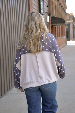 Curvy Polka Dot Reverse Stitch Pullover