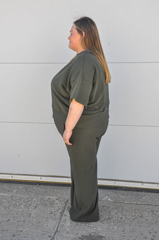 Curvy Ribbed Round Neck Tee & Pants Set