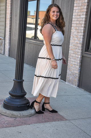 Curvy Rick Rack Trimmed Midi Dress