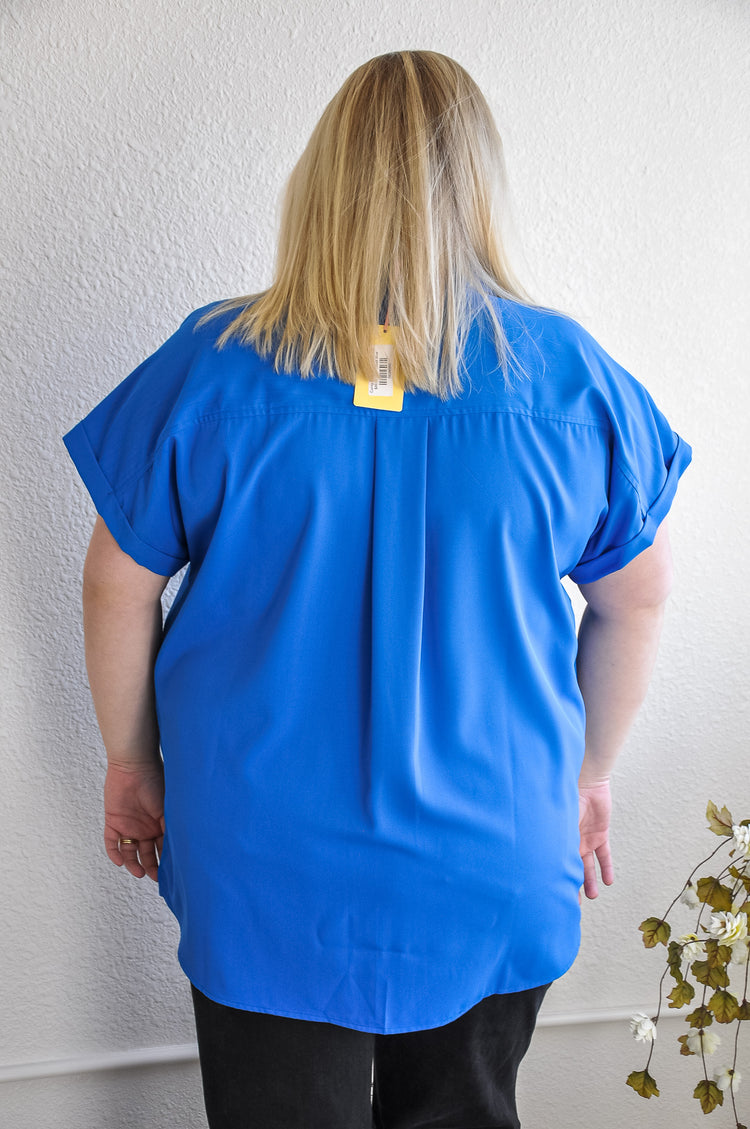 Curvy Solid Pleat Back Top
