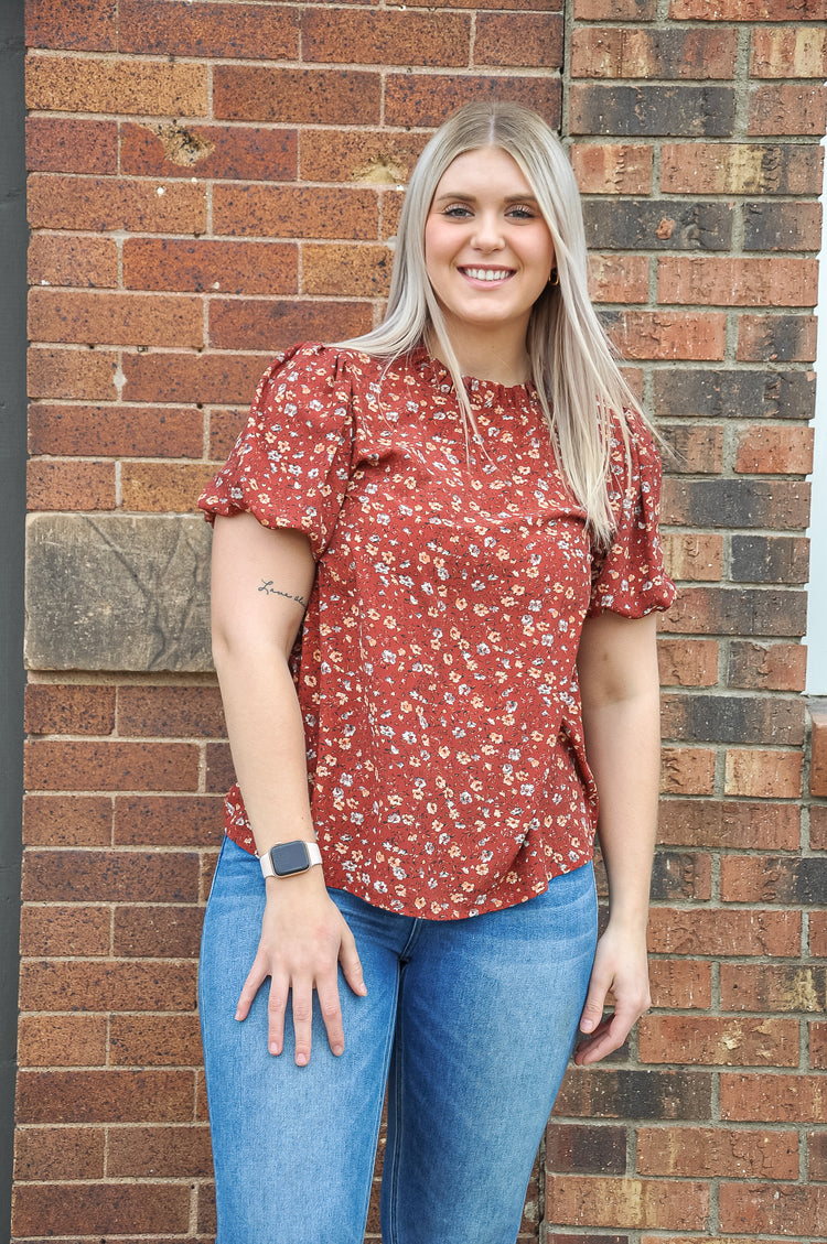 Dainty Floral Short Sleeve Top