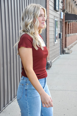 Dainty Lace Trimmed Basic Short Sleeve