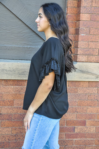 Eyelet Ruffle SS Casual Top