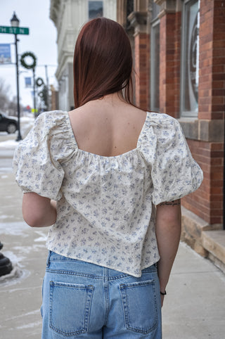 Floral Print Puff Sleeve Blouse