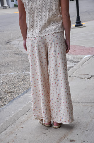 Floral Print Wide Leg Pants