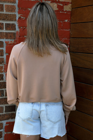 Half-zip Collar Pullover