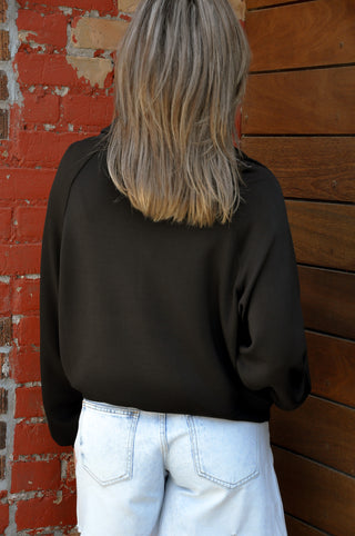 Half-zip Collar Pullover