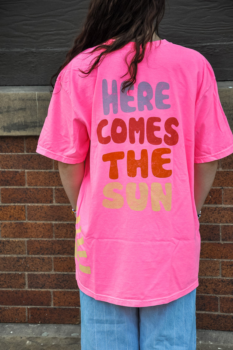 Here Comes The Sun Graphic Oversized Tee