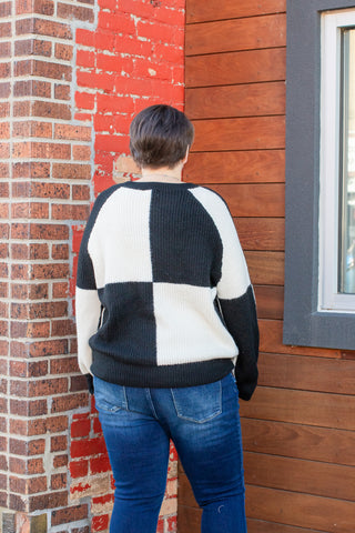 Colorblocked Contrast Curvy Sweater | JQ Clothing Co.