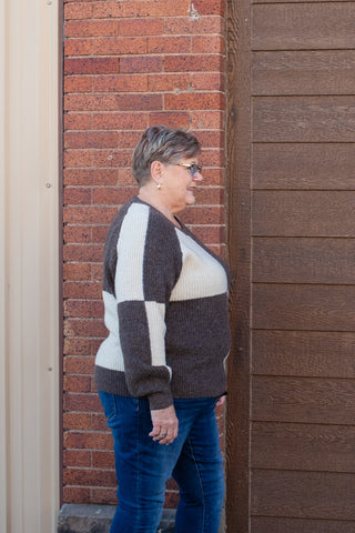 Colorblocked Contrast Curvy Sweater | JQ Clothing Co.